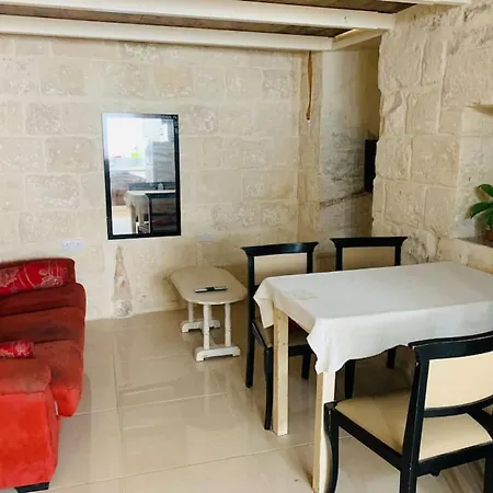 Serenity Qormi Exterior photo
